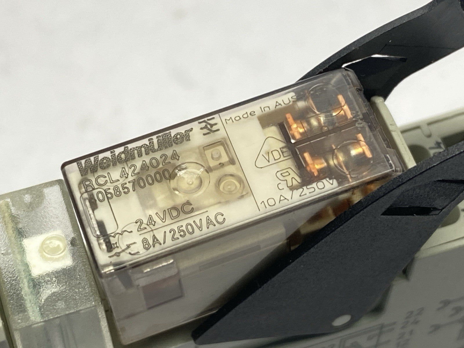 2618400000 | Weidmuller Relay Module 24VDC 8A RCL424024 w/ 8536691001