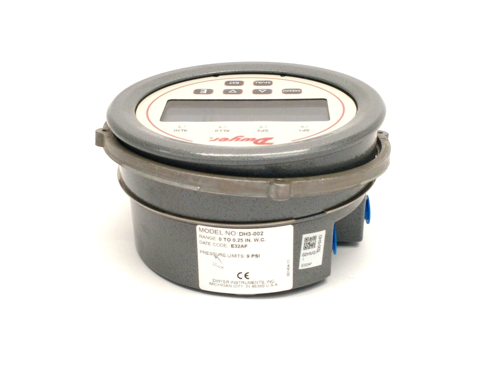 Dwyer DH3-002 Digihelic Differential Pressure Controller 0 - 1/4" W.C. 9 PSI - Maverick Industrial Sales