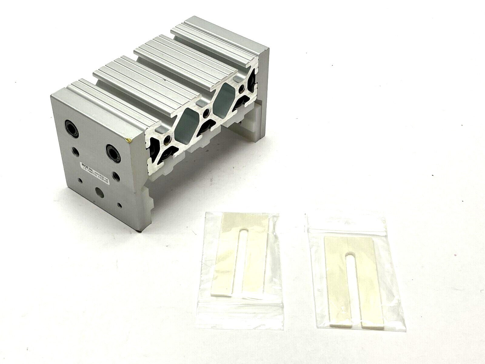 80/20 6872 Single Mount Unibearing Assembly - Maverick Industrial Sales