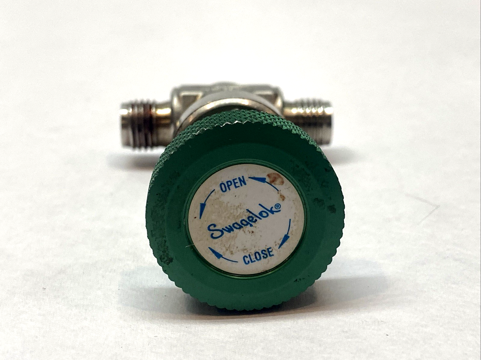 SS-4L-EP | Swagelok Metering Valve 1/4" WITHOUT NUTS - Used - Maverick Industrial Sales