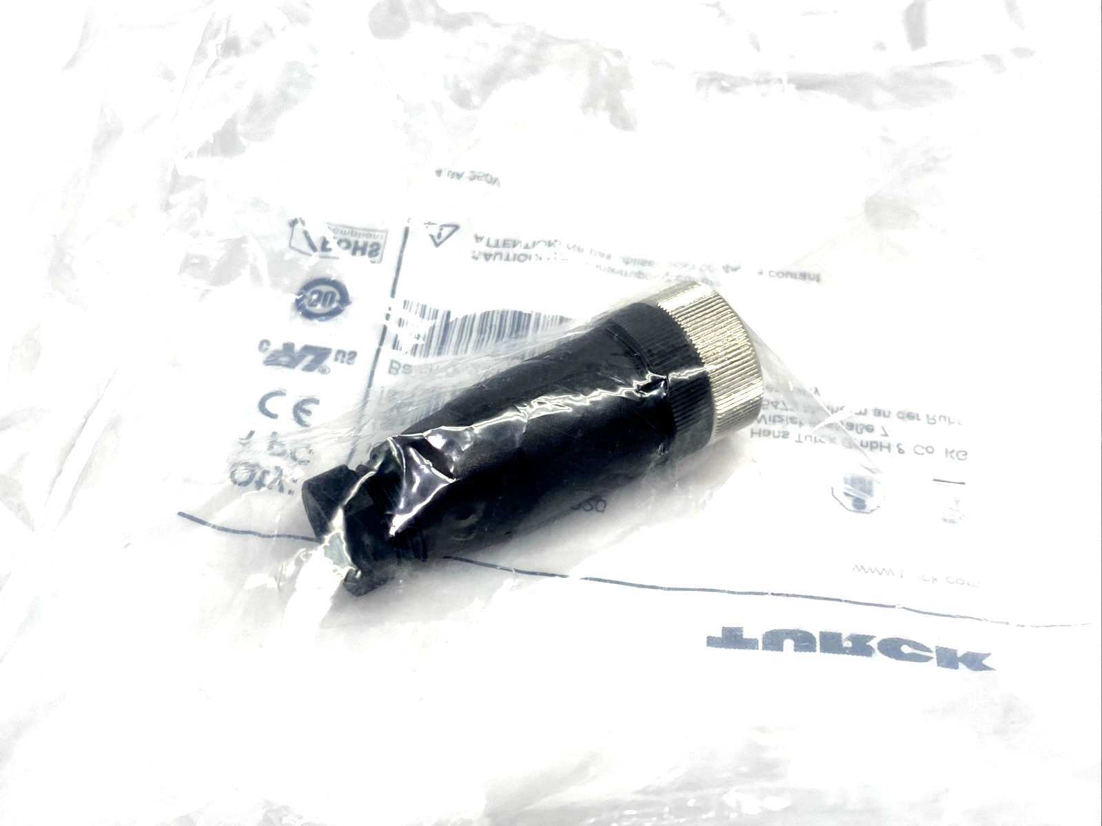 Turck MF 3131-0 Field Wireable Connector 1-3/8" 3-Pin Female U5590 - Maverick Industrial Sales