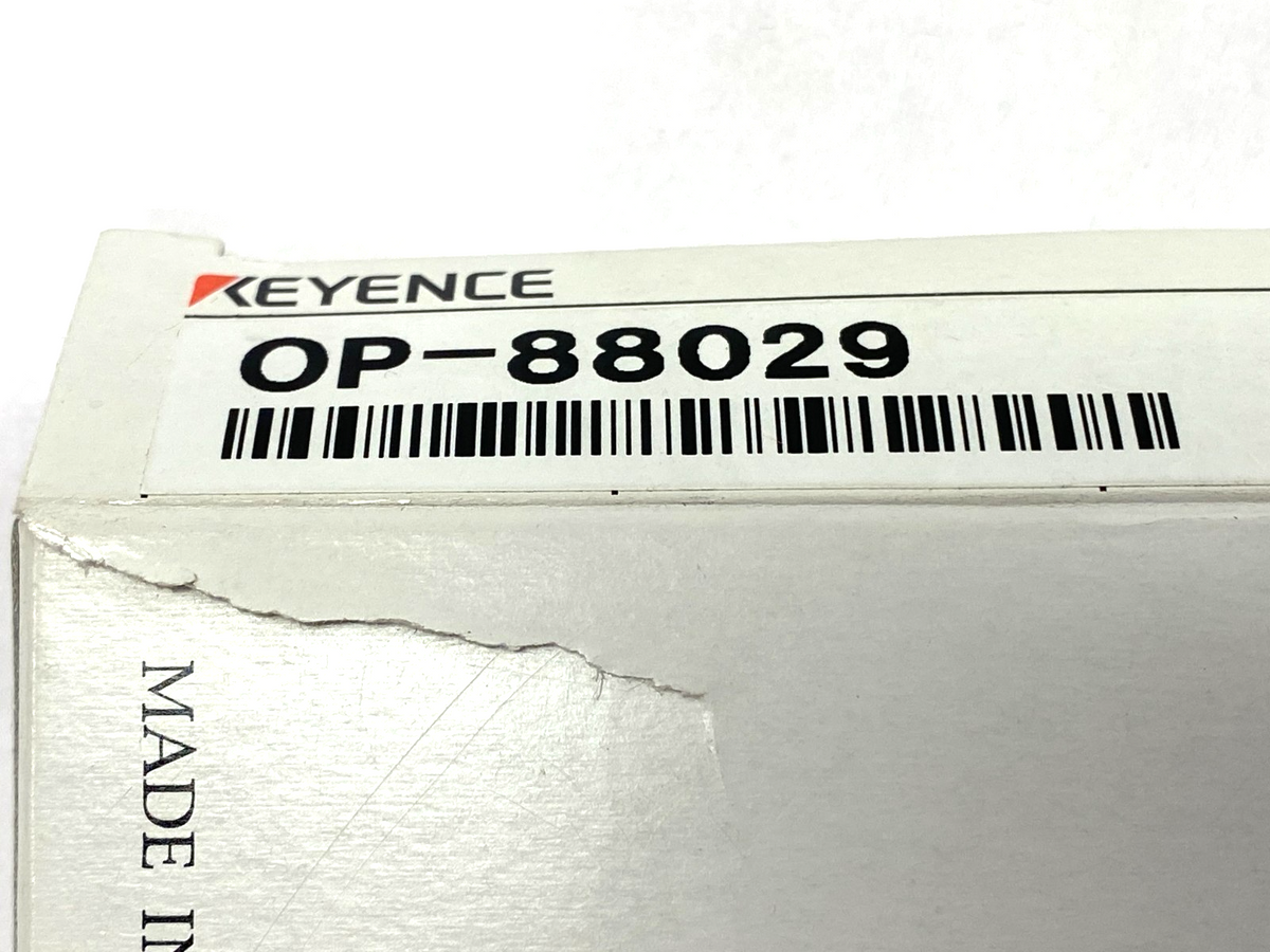 OP-88029 | Keyence Connector Set for Sensor-to-Controller Connection LOT OF 2 - New – Open box - Maverick Industrial Sales