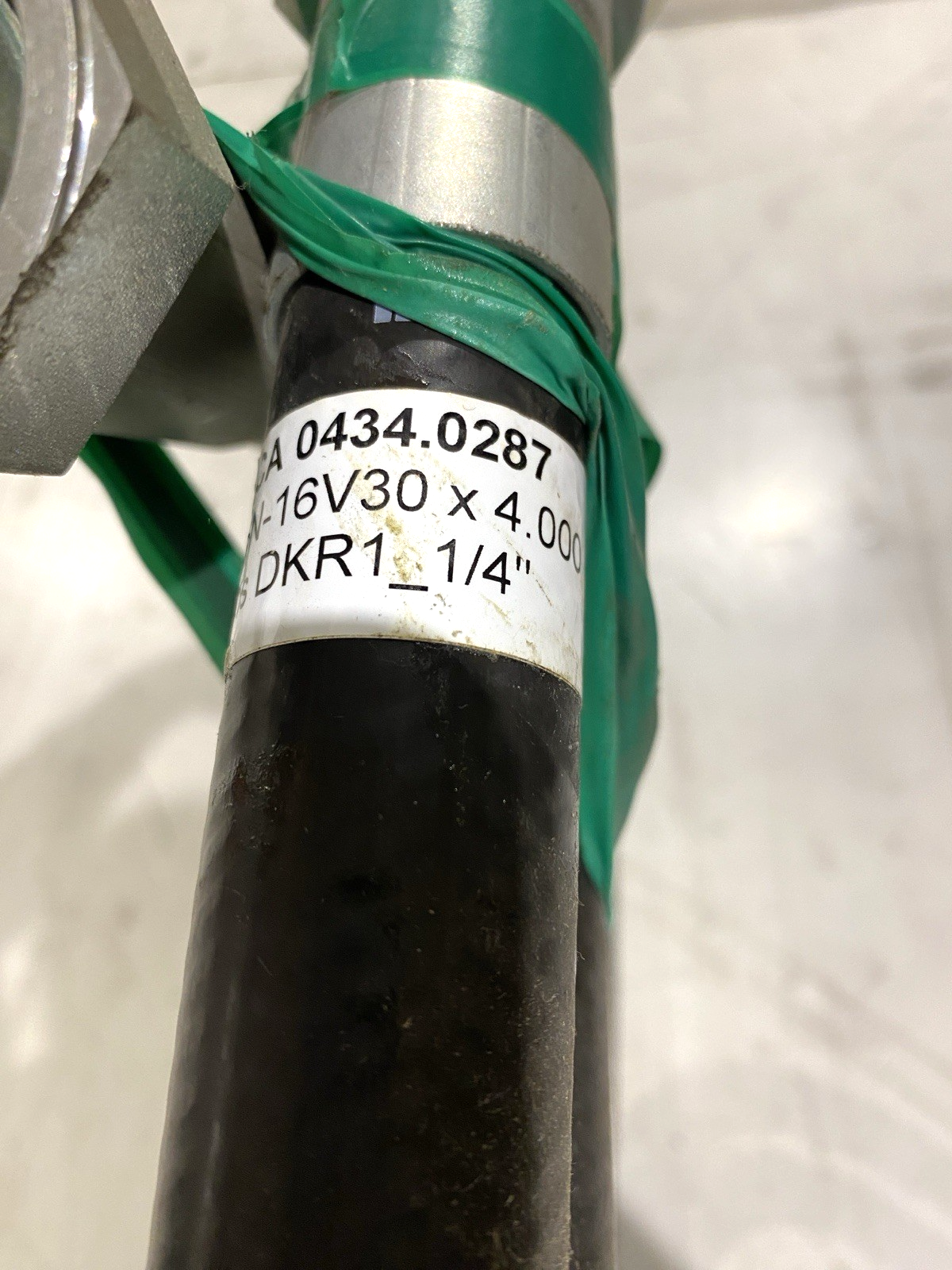 Atlas Copco 0434.0287 SCA Hose 2245N-16V30 x 4.000 bs DKR1_1/4" - Maverick Industrial Sales