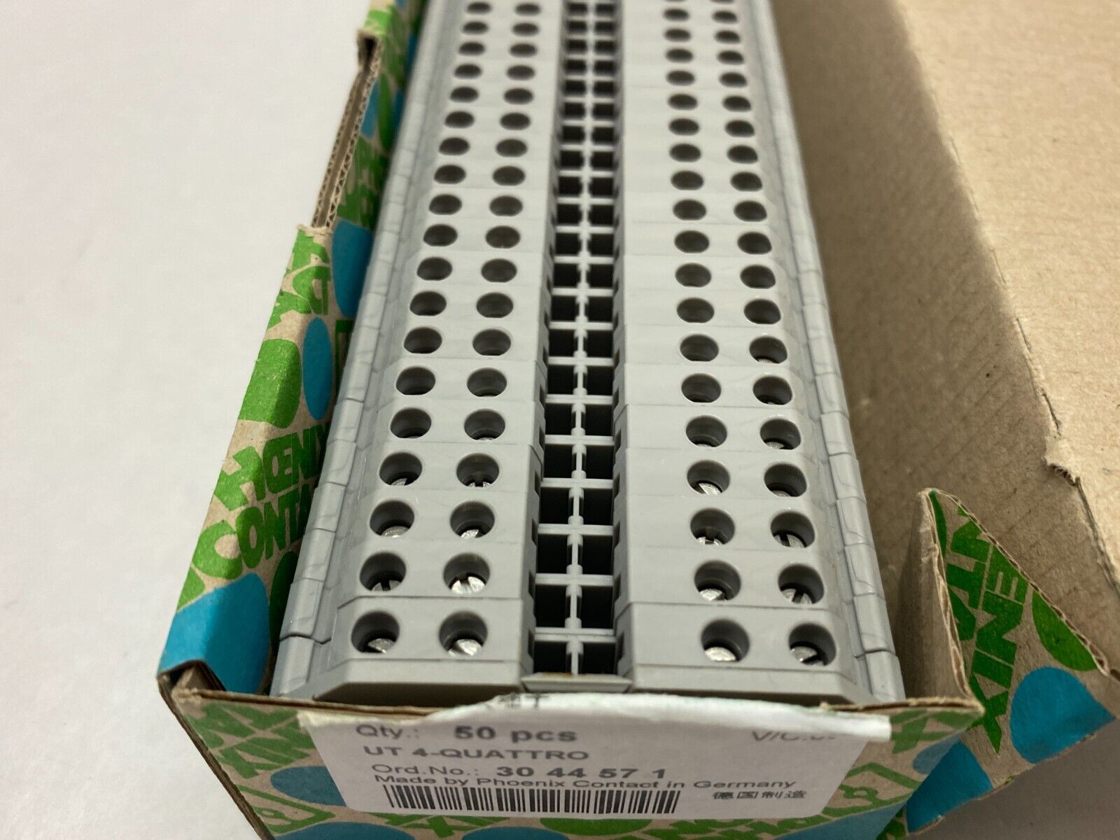 Phoenix Contact UT 4-QUATTRO Feed-Through Terminal Block 3044571 BOX OF 50 - Maverick Industrial Sales