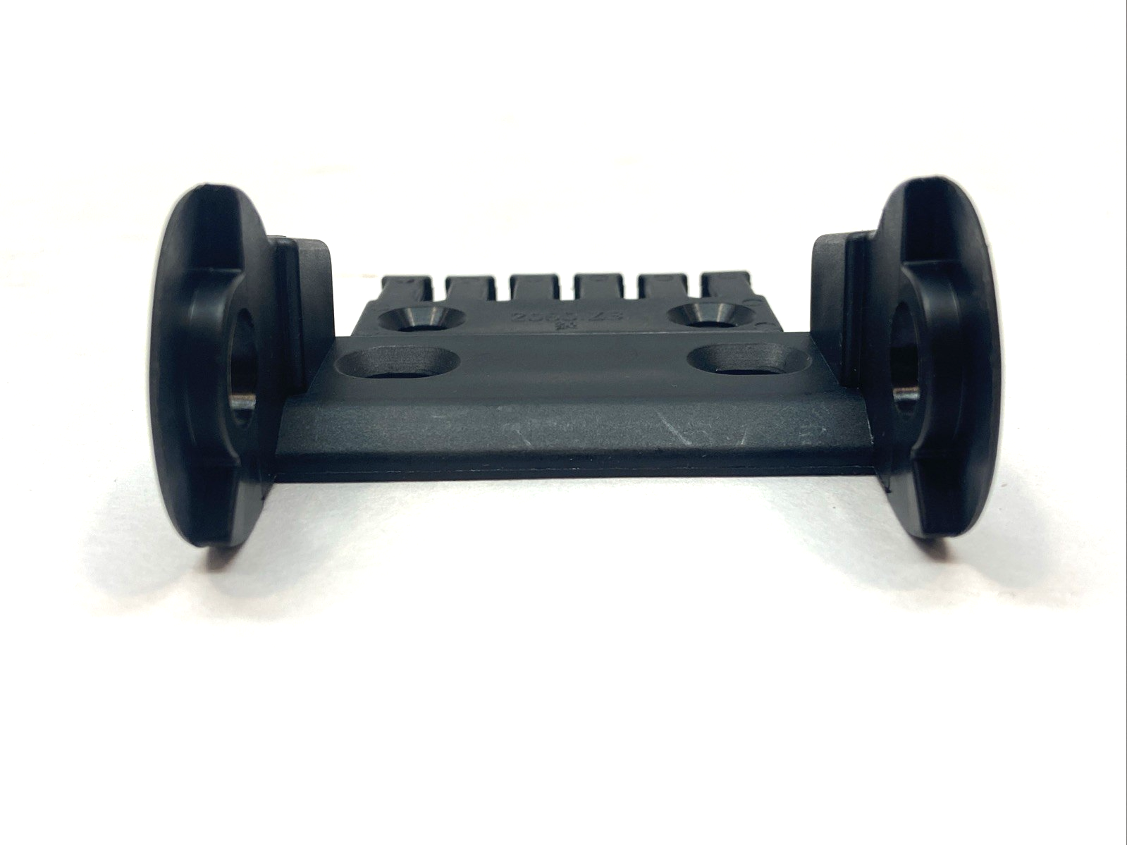 Igus 2050.3PZ Cable Carrier Mounting Bracket w/ 2050.BZ Tiewrap Plate LOT OF 3 - Maverick Industrial Sales