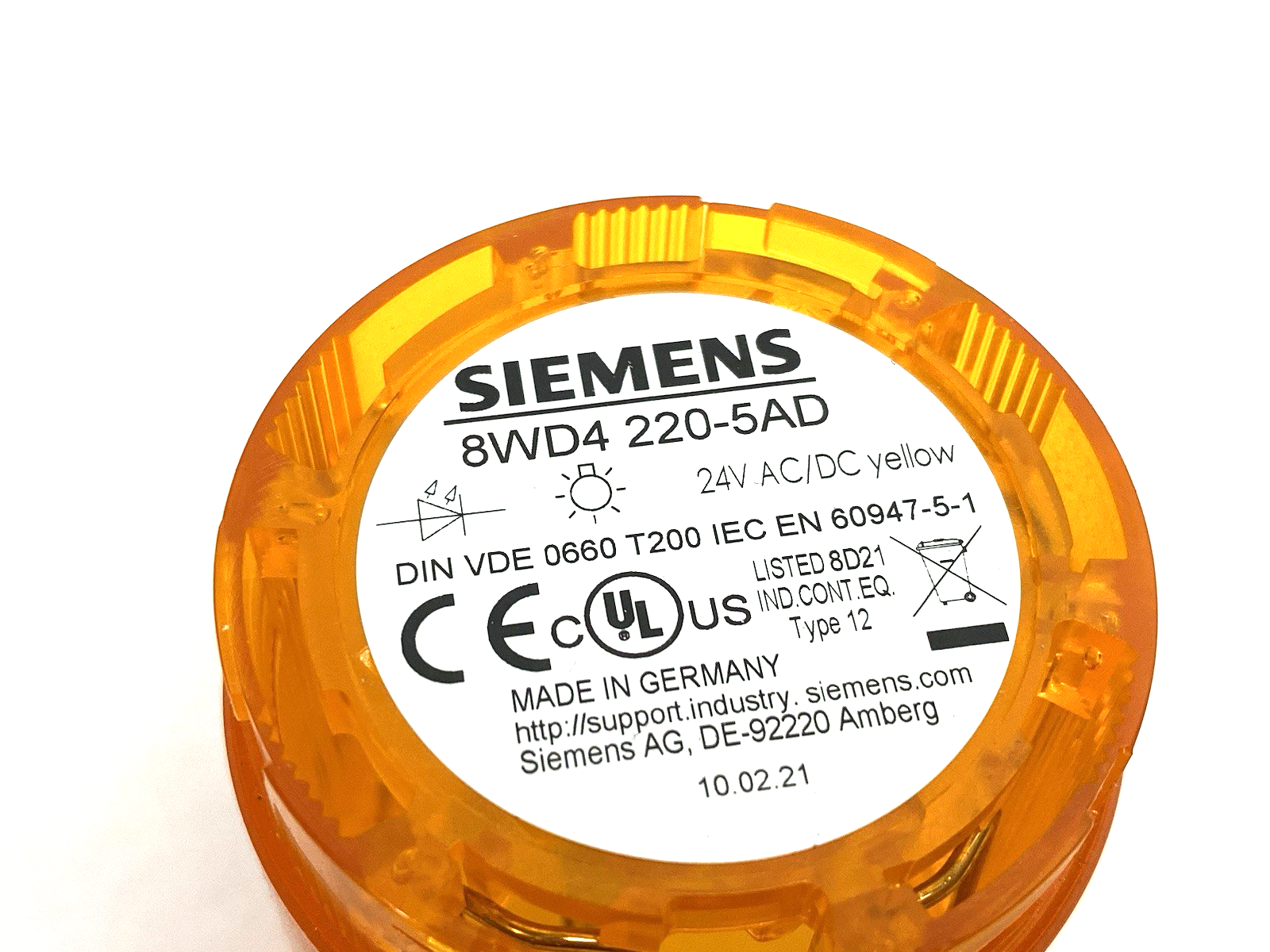 8WD4 220-5AD | Siemens Continuous 50mm Steady Stacklight Element Yellow - Used - Maverick Industrial Sales