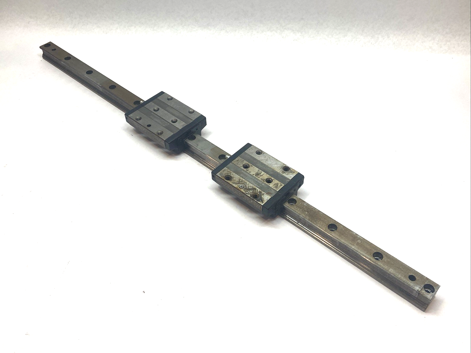 | Thomson AccuGlide CG35BACP-LDS 35mm Linear Guide Blocks w/ RG35PL0980 980mm Rail - Used - Maverick Industrial Sales