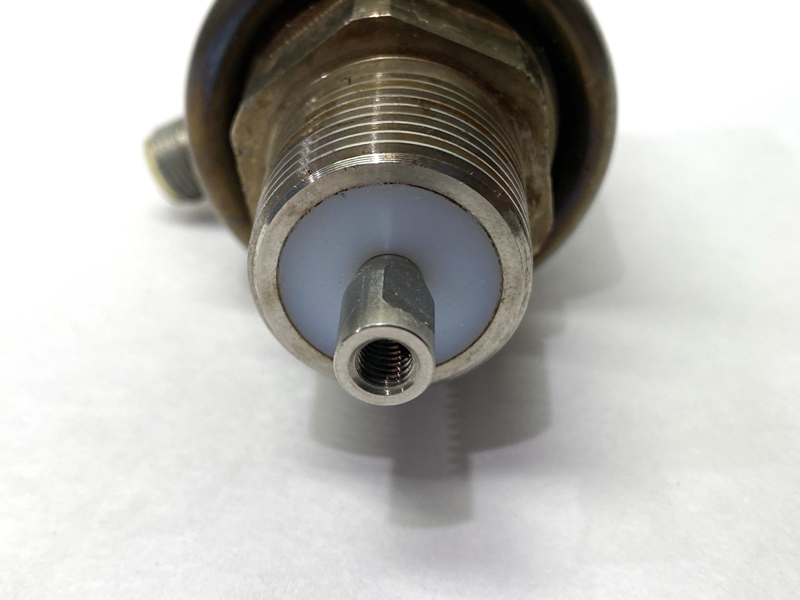 LR7300 | ifm Continuous Level Sensor LR0000B-BN34AQPKG/US - For parts or not working - Maverick Industrial Sales