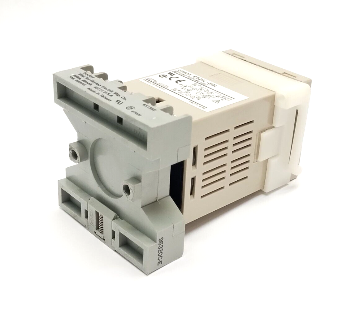 Omron E5ZN-SDL Setting Display Unit For Temperature Controller w/ 6X156E Socket - Maverick Industrial Sales