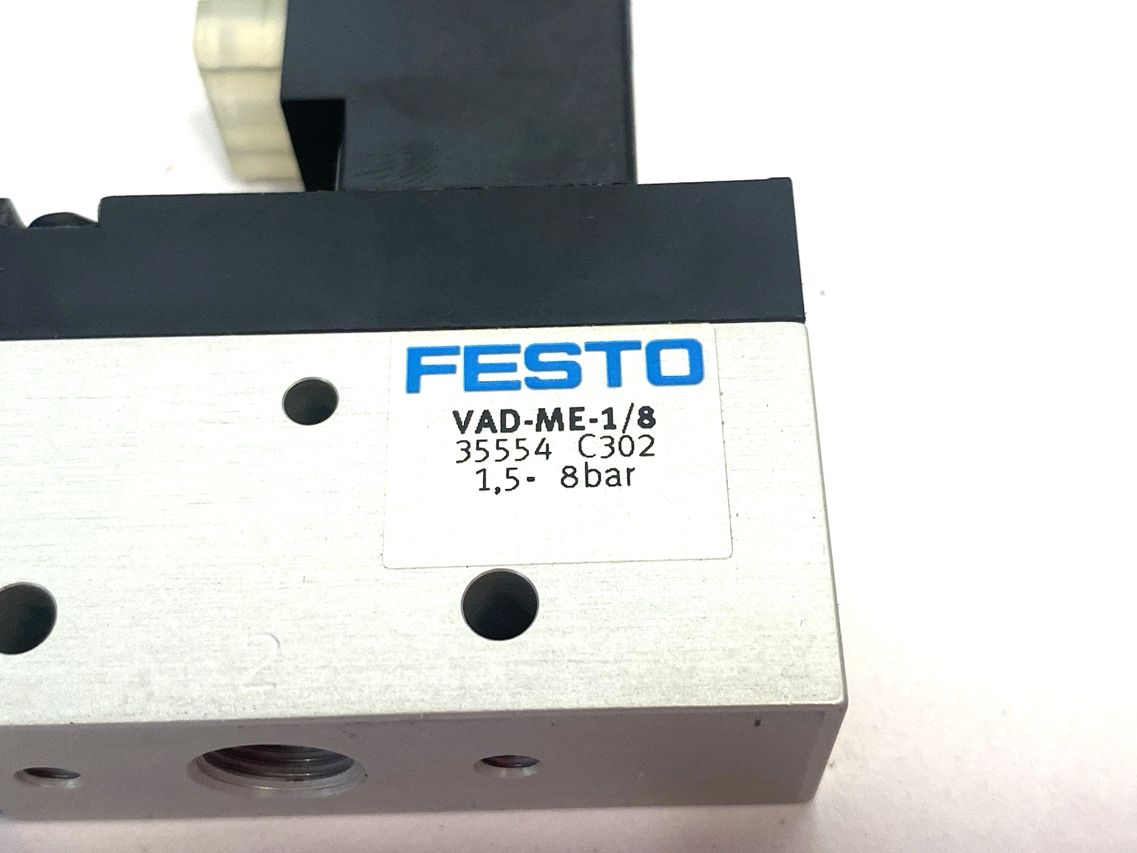 VAD-ME-1/8 | Festo Vacuum Generator, T-shape, High-Vacuum, 35554 - New – Open box - Maverick Industrial Sales