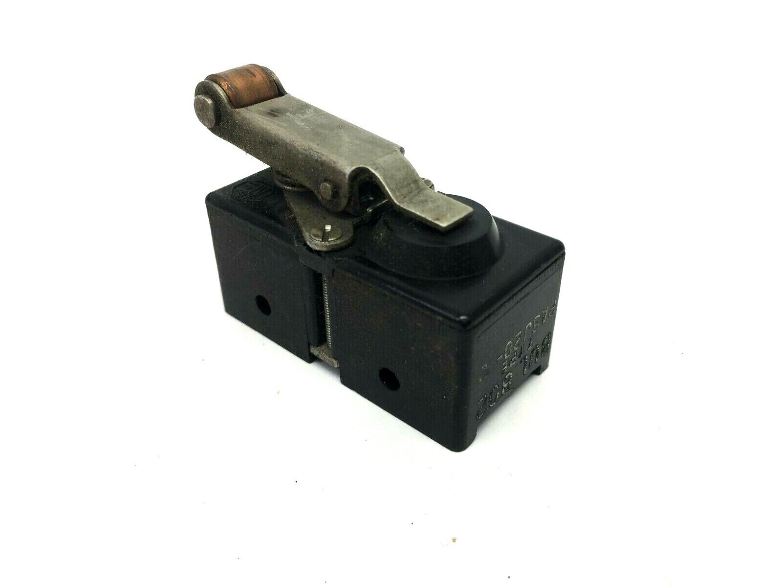 Allen Bradley 802-PASJ20-2 Limit Switch with Roller Lever - Maverick Industrial Sales