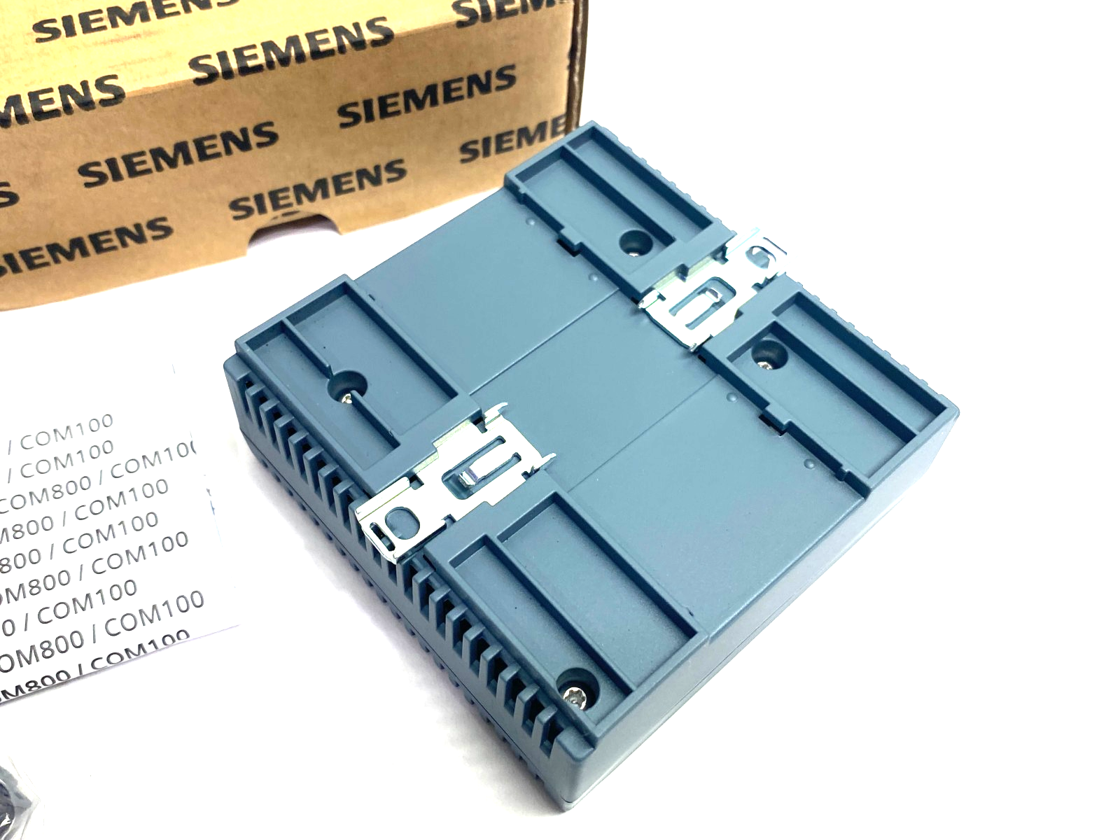 Siemens 3VA9977-0TA20 SENTRON COM100 Breaker Data Server Module - Maverick Industrial Sales