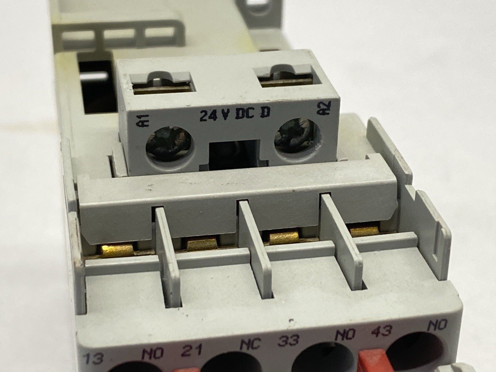 700S-CF620DJC | Allen Bradley Ser A Safety Control Relay 25A 600VAC 24VDC Coil - For parts or not working - Maverick Industrial Sales