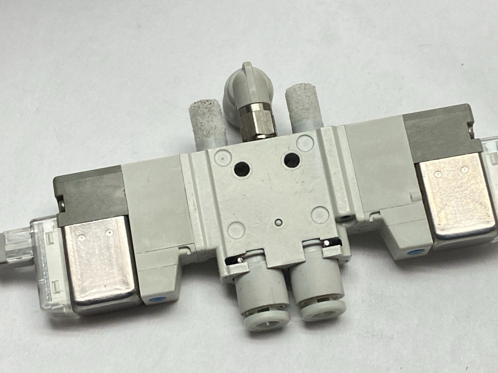 VQZ1221-5L1-C4 | SMC Pneumatic Solenoid Valve 4/5 Port - Used - Maverick Industrial Sales