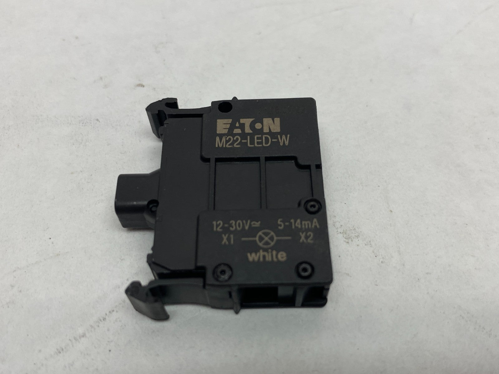 M22-LED-W | Eaton Pushbutton LED Light Unit IP66 NEMA 4X - New – Open box - Maverick Industrial Sales