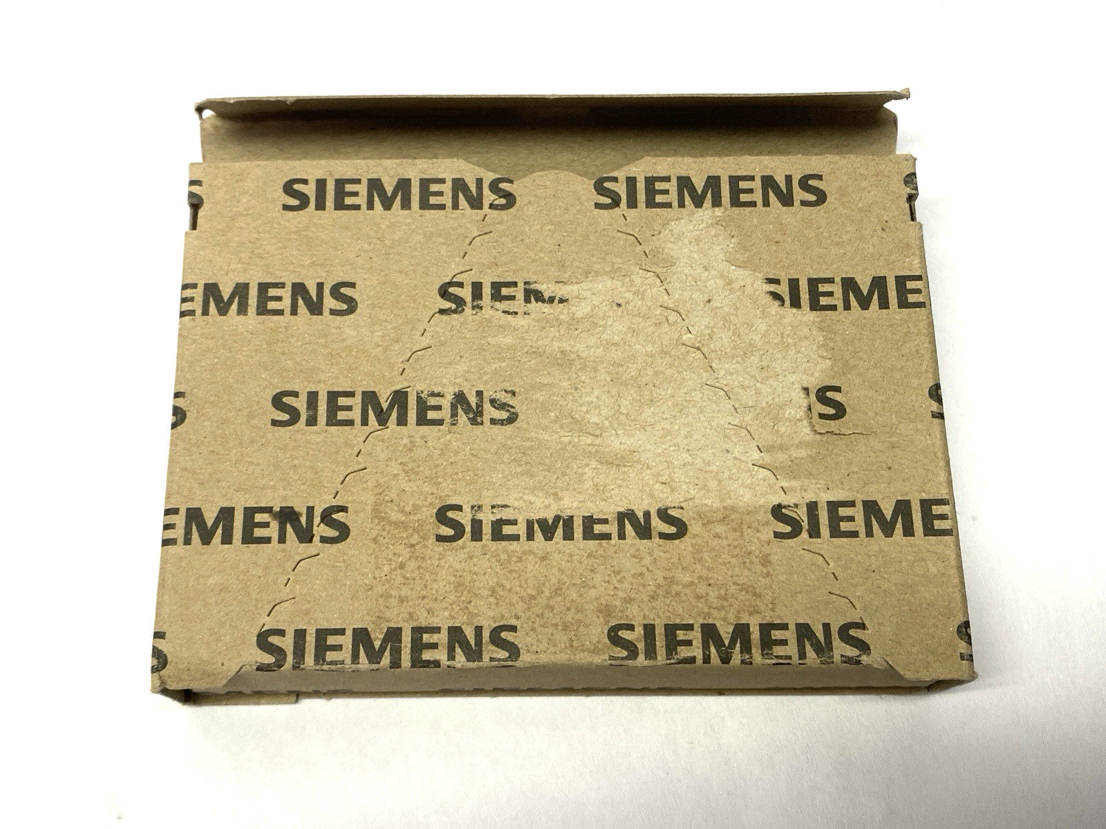 5SJ4106-7HG41 | Siemens Miniature Circuit Breaker 1-Pole 240V 6A - New – Open box - Maverick Industrial Sales