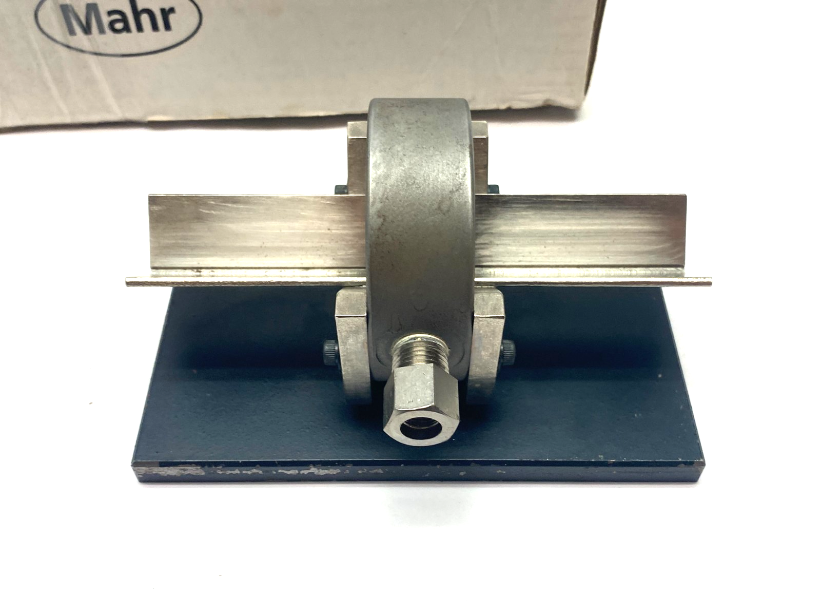 Mahr 2111362 Dimensionair 2-Jet Air Ring Gauge DR50-TGS2M-17.939-1 w/ Base Plate - Maverick Industrial Sales