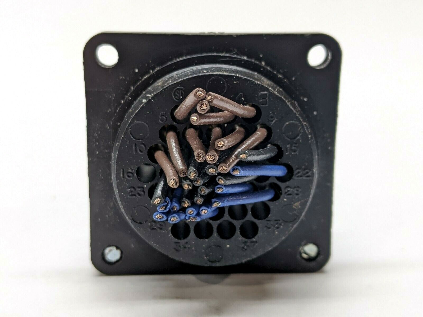 TE 206306-1 Connector Housing 37 Position AMP CPC Receptacle LOT OF 2 - Maverick Industrial Sales
