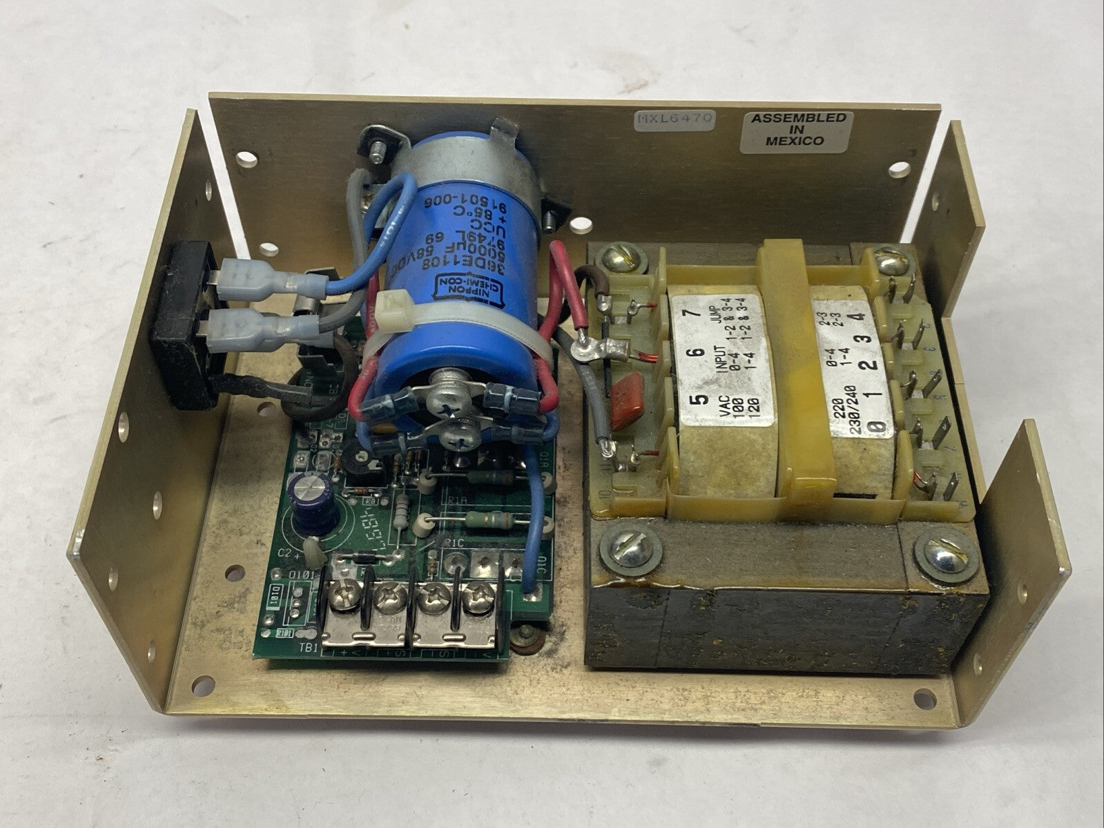 Deltron W114C-EC Power Supply 100-120V Input 24V 3.6A Output - Maverick Industrial Sales