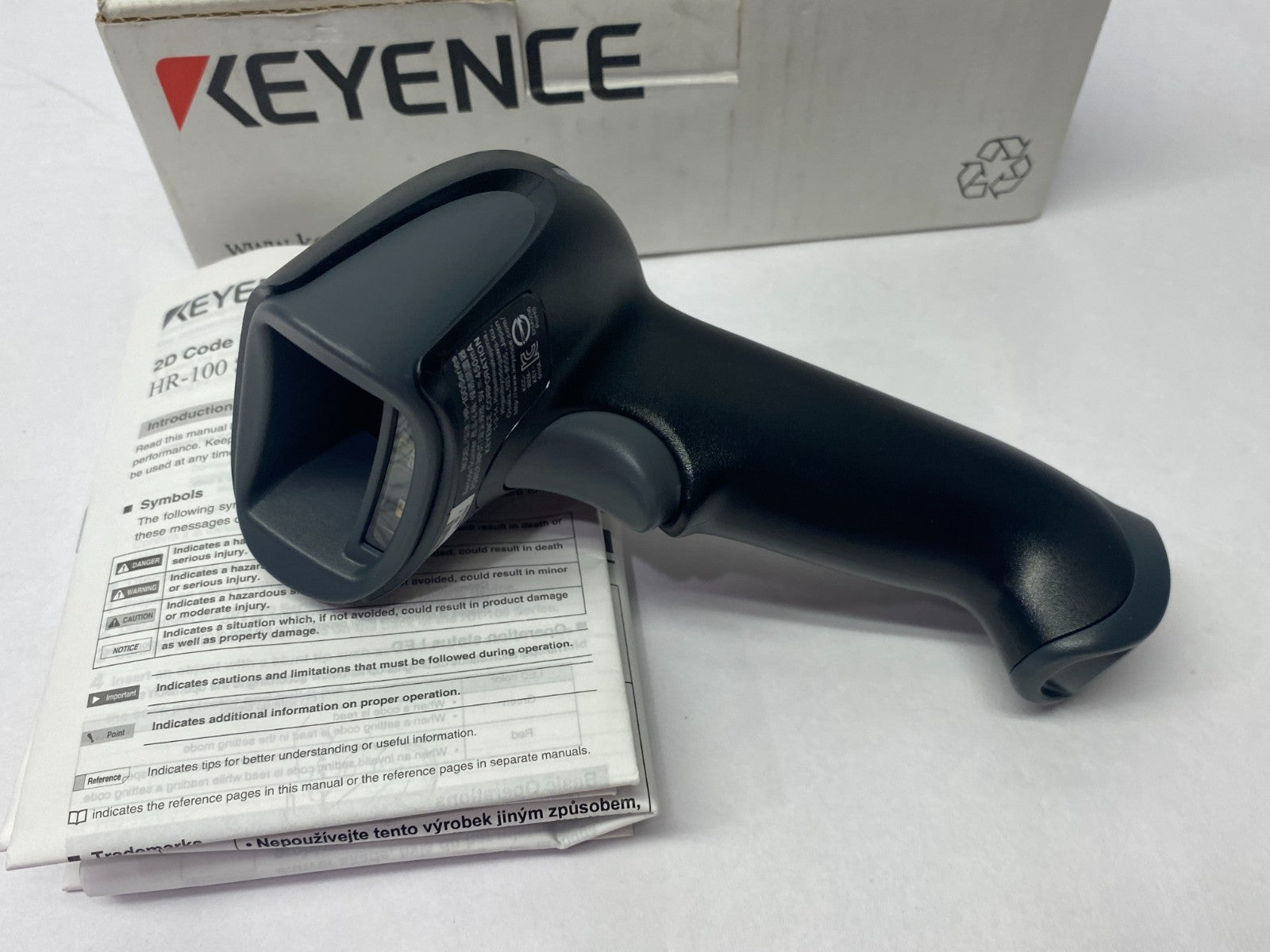 Keyence HR-101 Handheld Code Scanner/Reader, 0-114mm Reading - Maverick Industrial Sales