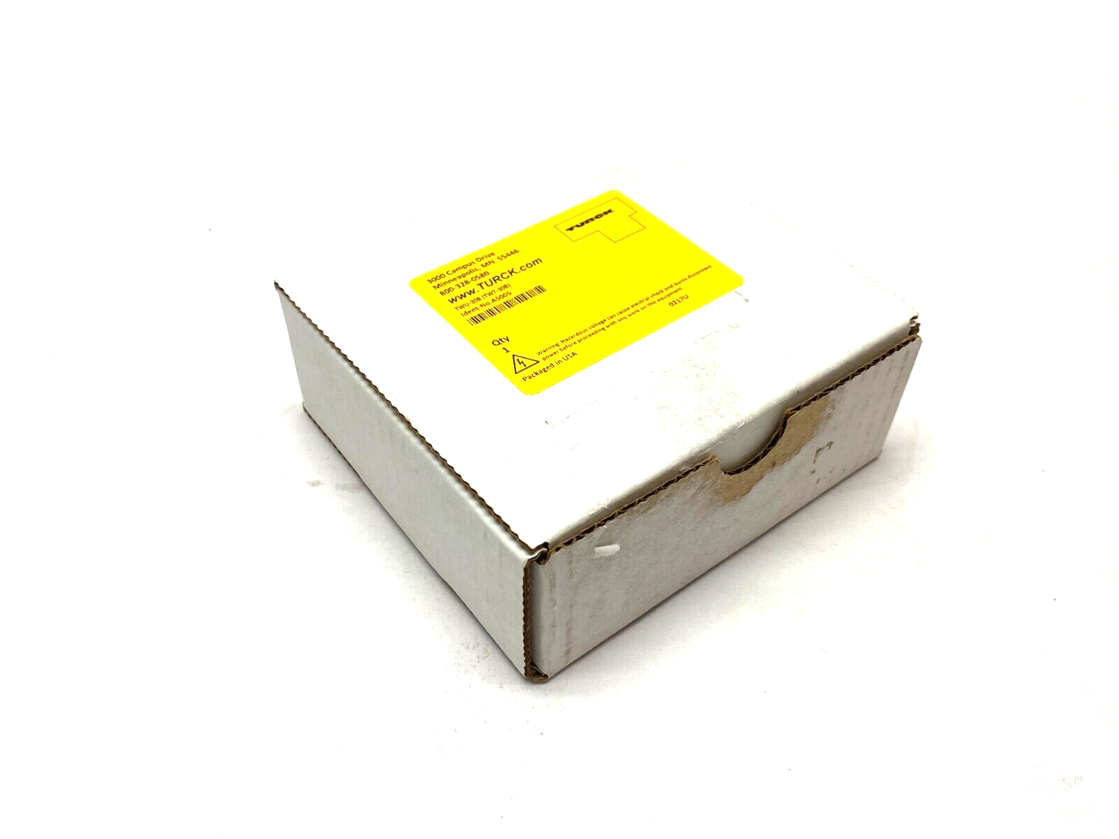 Turck TWU-30B Bolt-On Tank Well Sensor Mount Accessory A5005 - Maverick Industrial Sales