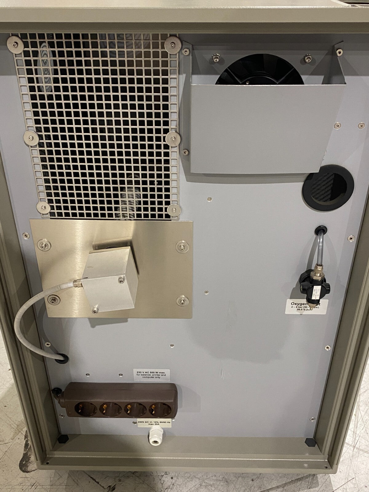 Eltra CHS 580 Carbon/Hydrogen/Sulfur Determinator FOR PARTS NO CONTROLS - Maverick Industrial Sales