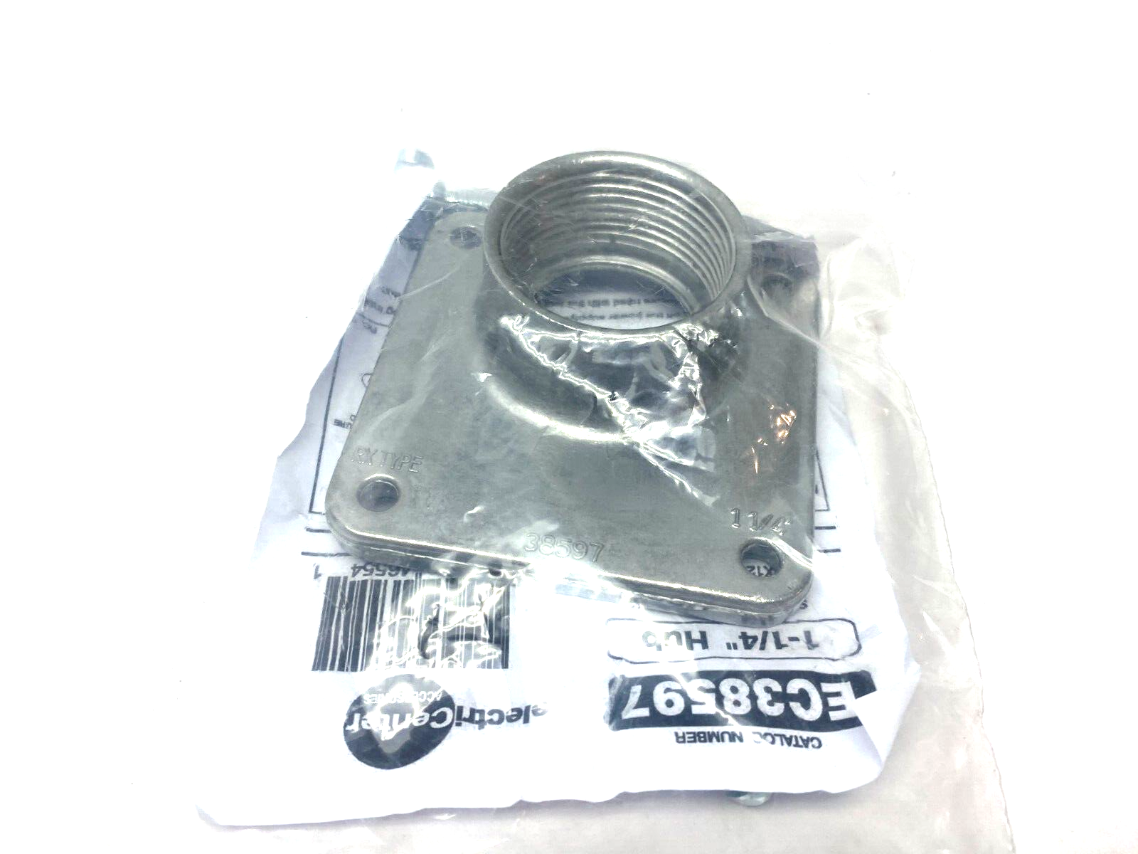 EC38597 | Siemens ElectriCenter Conduit Hub Cover 1-1/4" Aluminum - New - Maverick Industrial Sales