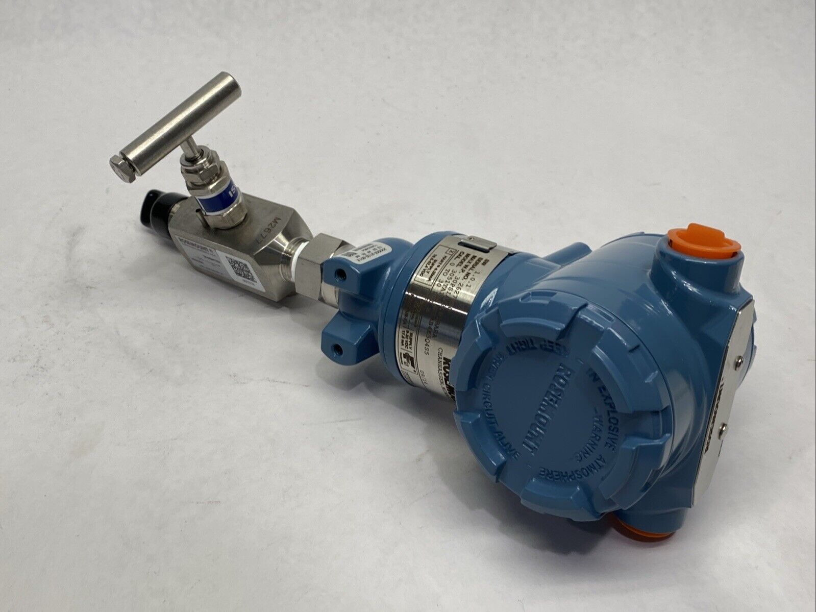 Rosemount 3051TA1A2B21AB4E5Q4S5 Pressure Transmitter w/ 0306RT12AA11 Manifold - Maverick Industrial Sales