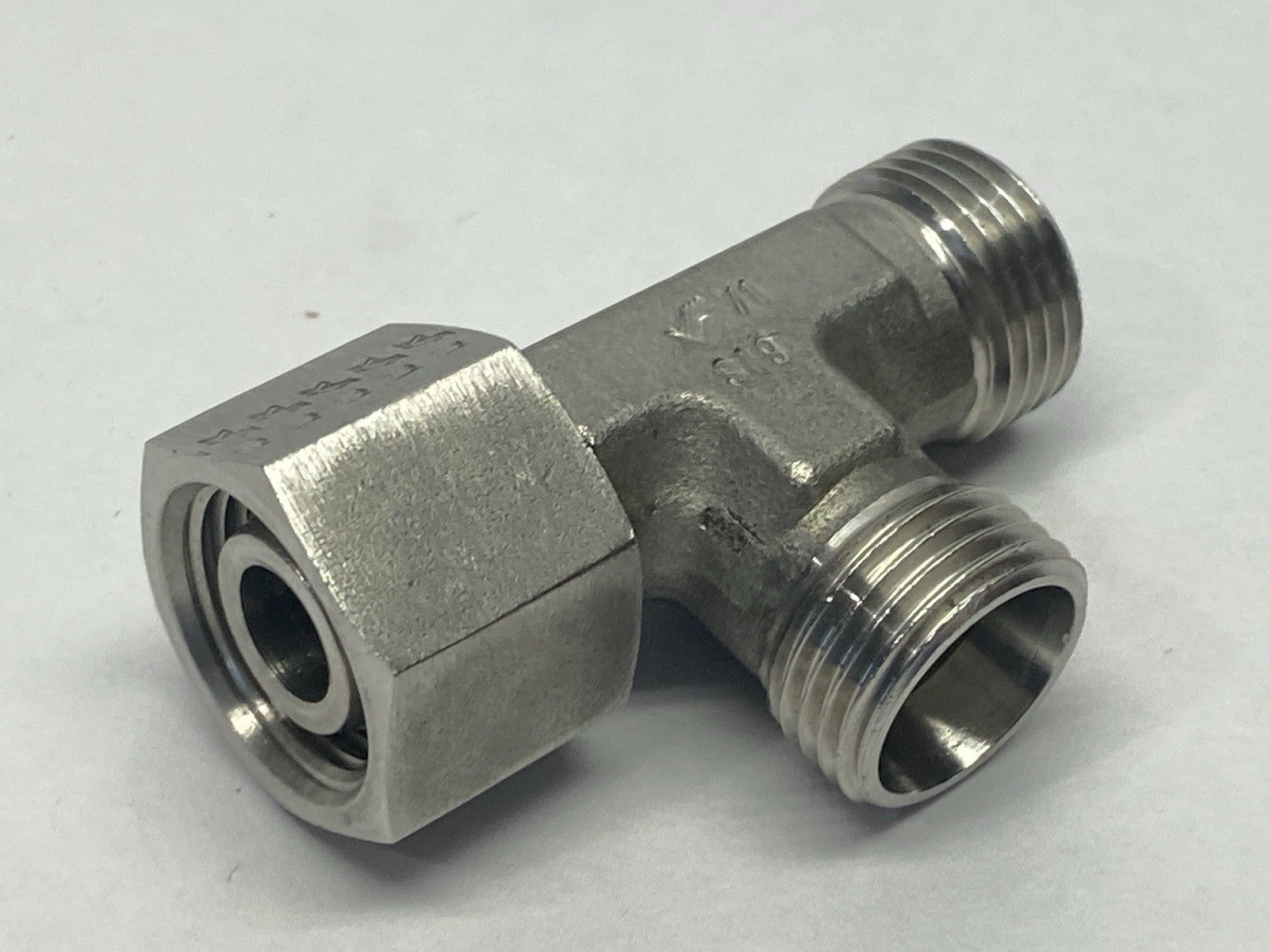 Brennan Industries D6602-L12-L12-L12-SS-X Tee Without Nuts M18x1.5 - Maverick Industrial Sales