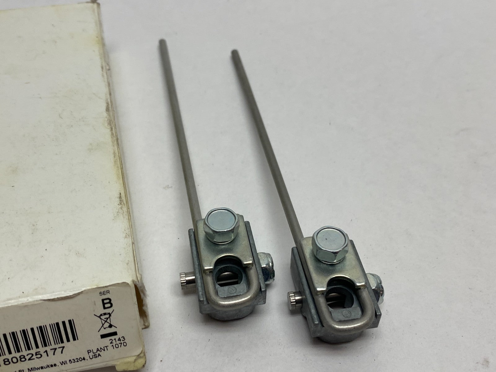 Allen Bradley 802T-W3 Ser. B Arm Lever Rod Operator BOX OF 2 - Maverick Industrial Sales
