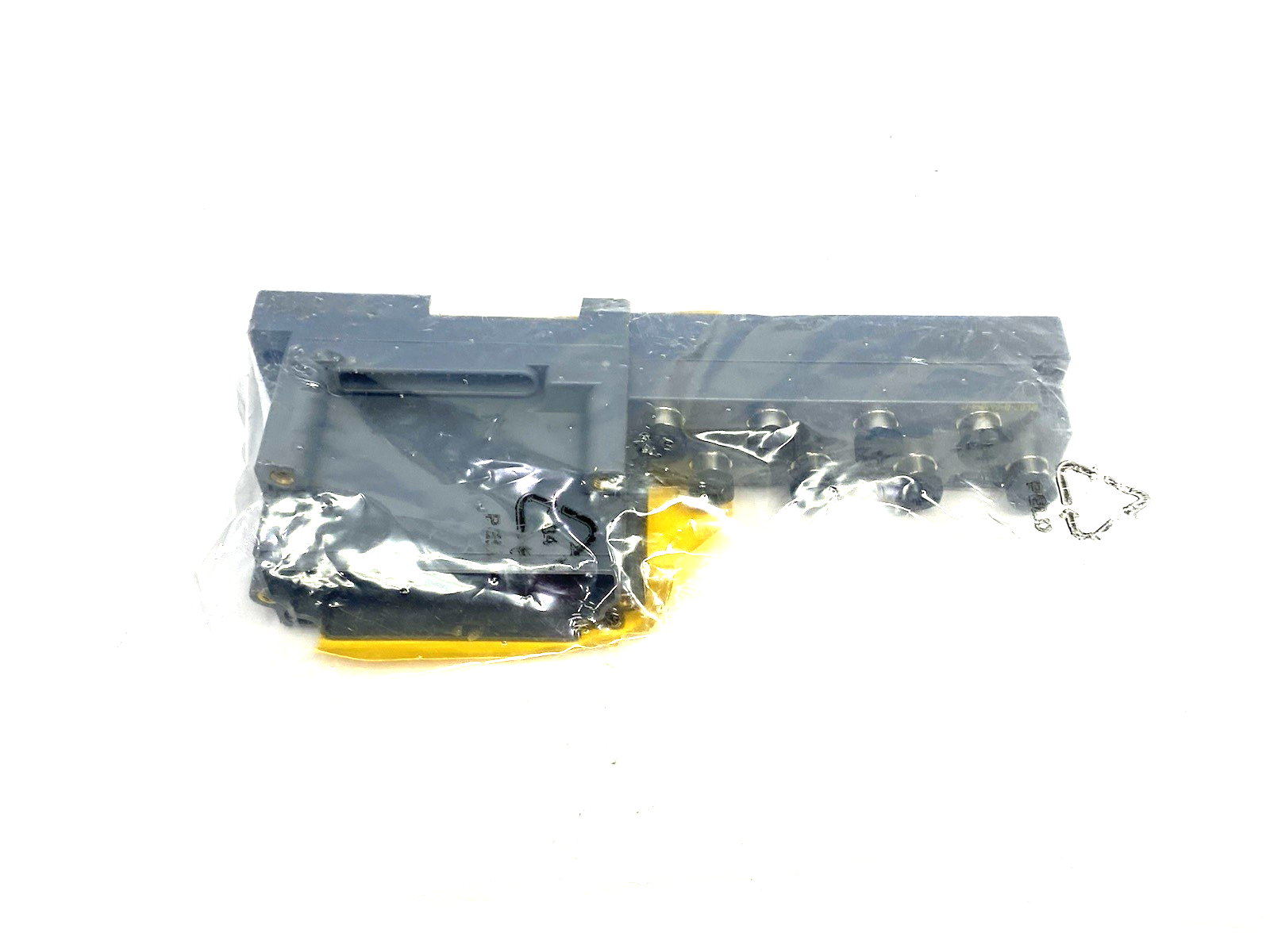 BL67-B-8M8-4-P | Turck Base Module 8× M8 4-Pin Connection 6827384 - New - Maverick Industrial Sales
