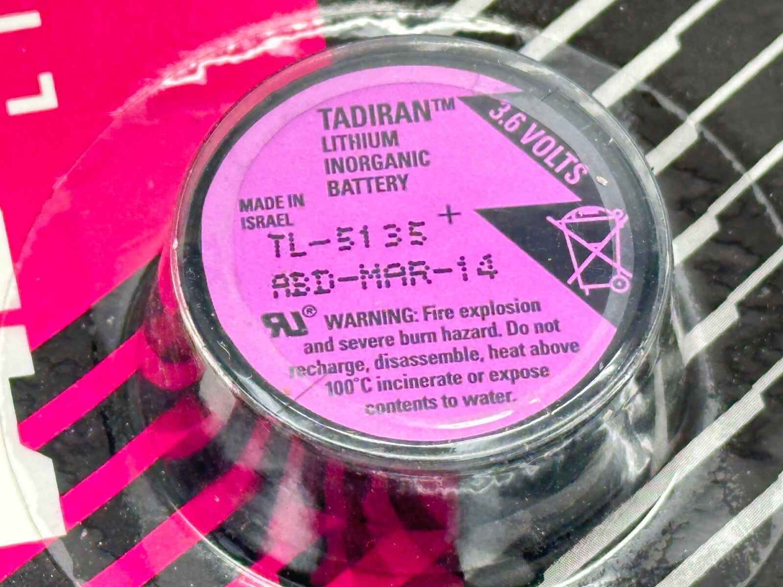 Tadiran TL-5135/P Battery 1700mah 3.6V - Maverick Industrial Sales