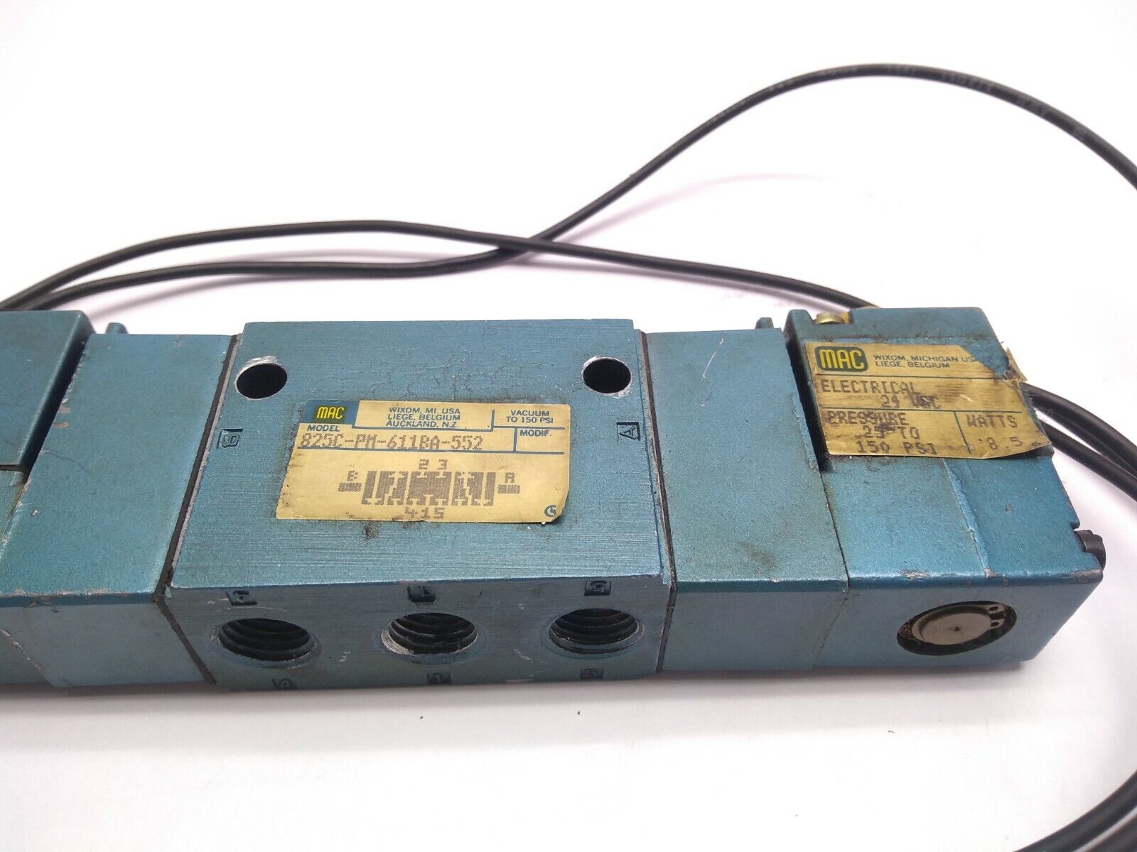 Mac Valves 825C-PM-611BA-552 Dual Solenoid Valve w 24V Coils - Maverick Industrial Sales