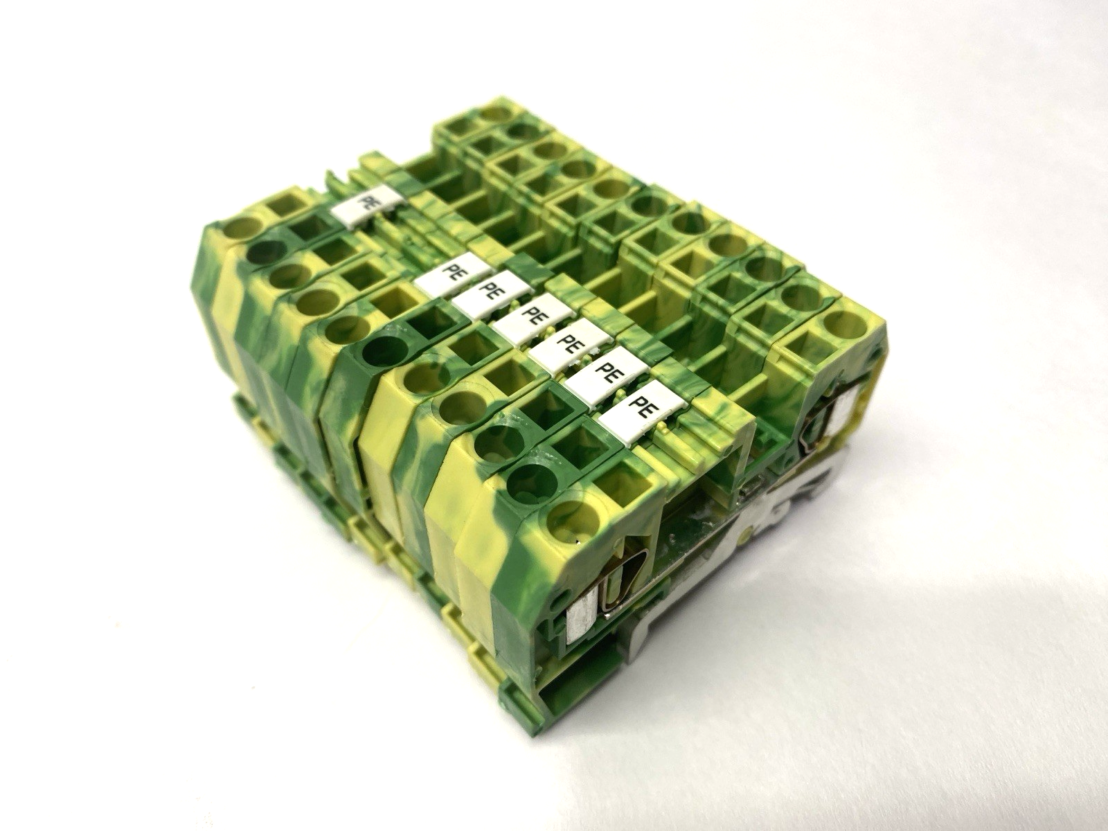 281-907 | Wago Ground Terminal Block 2-Conductor LOT OF 11- Used - Maverick Industrial Sales