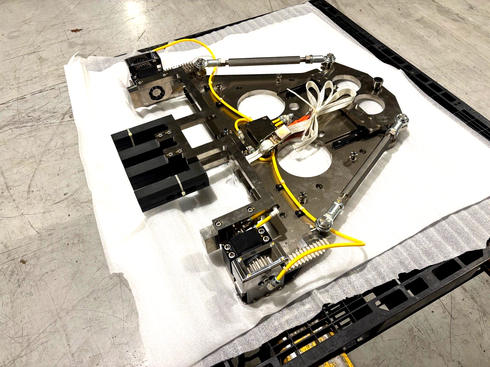 SNTEK PKG-L5-CA-NEST-UNIT, Model N2.2 Nest Unit - New – Open box - Maverick Industrial Sales