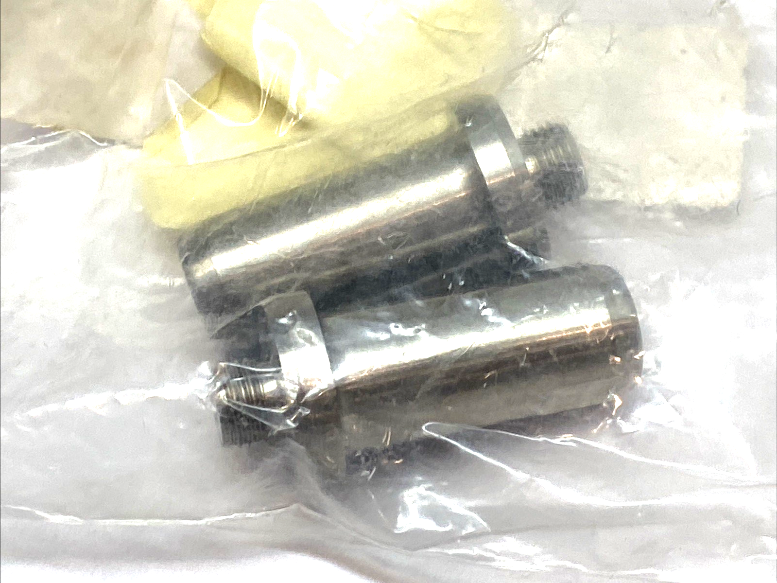 582623 | Ultrasource D16 Bolt - OEM Fastener Part LOT OF 2 - New - Maverick Industrial Sales