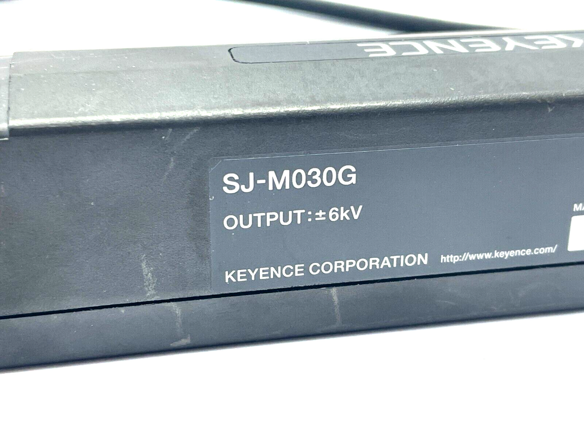 SJ-M030G | Keyence Spot Type Main Unit CAB Type 220mm - For parts or not working - Maverick Industrial Sales