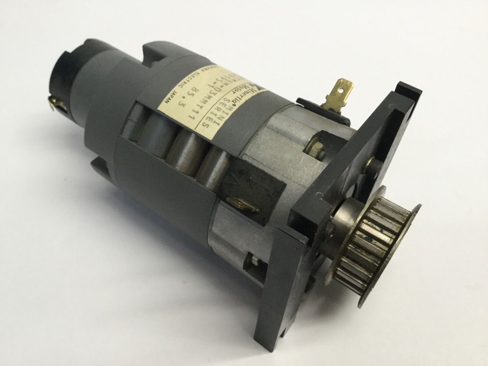 Yaskawa UGTMEM-03MMT11 Minertia Motor Mini Series 429195-1 85.3 - Maverick Industrial Sales