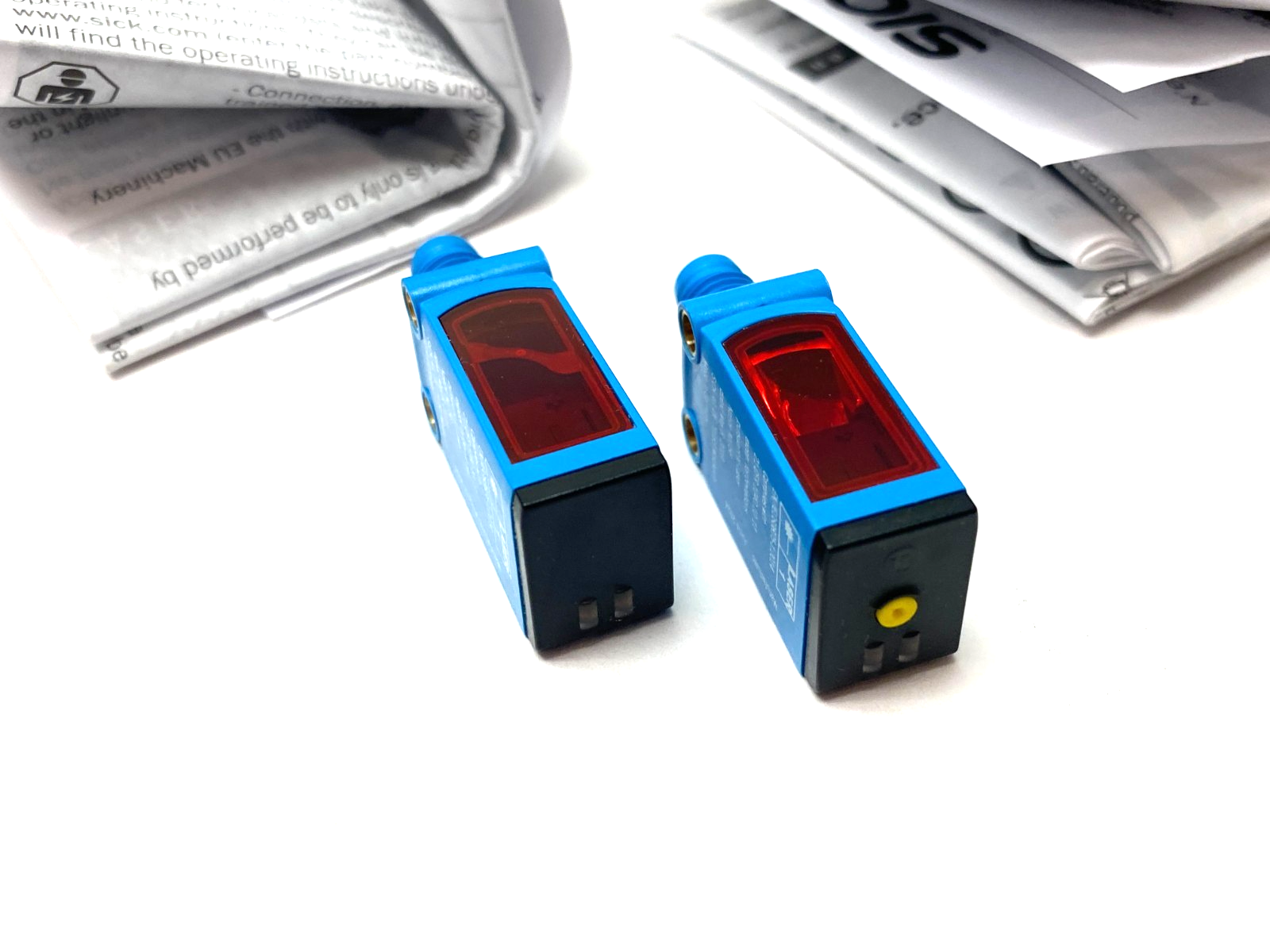 Sick WSE4SL-3P2237 Through-Beam Photoelectric Sensor Set Tra. & Rec. 1058249 - Maverick Industrial Sales