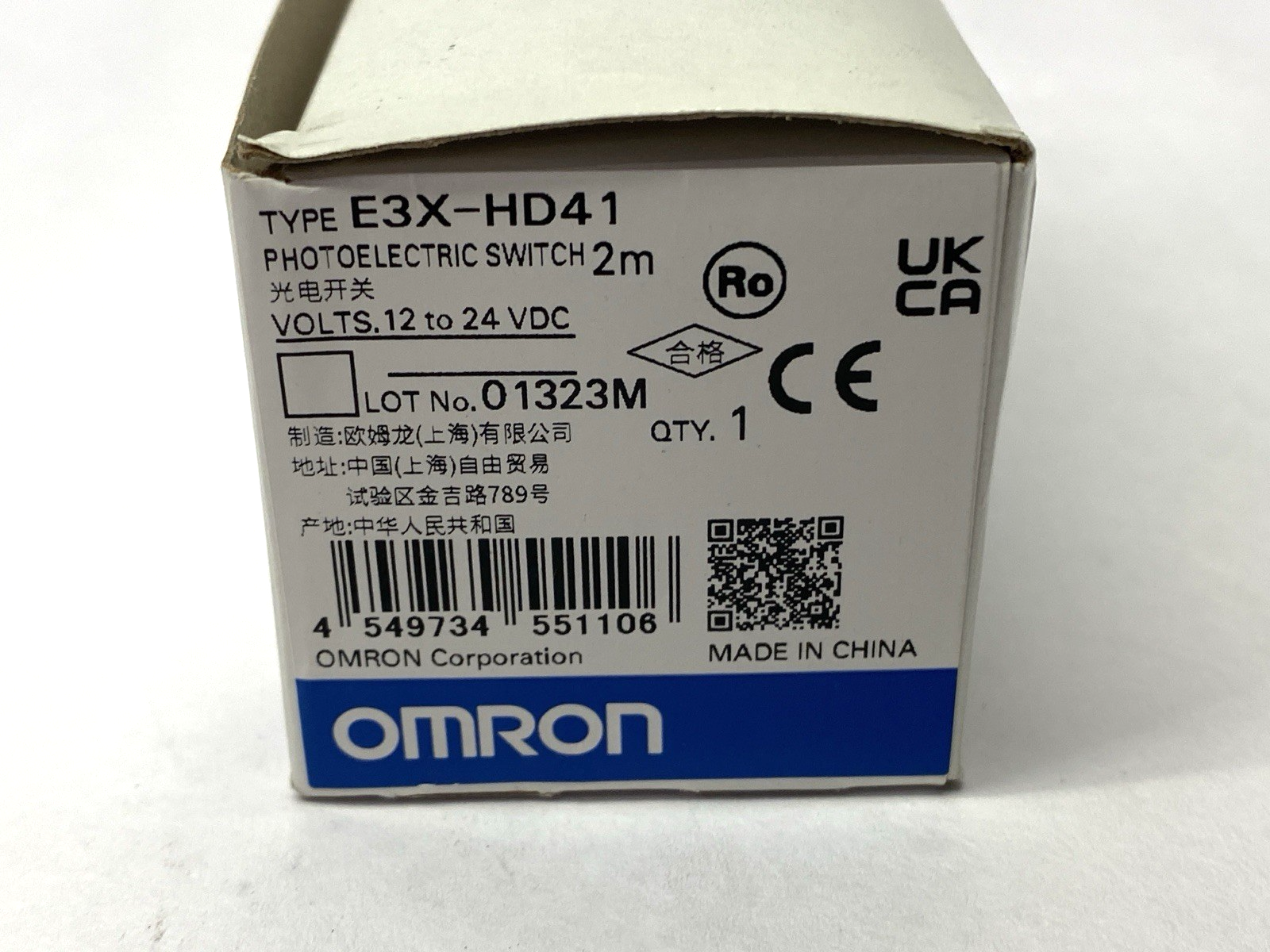 Omron E3X-HD41 Photoelectric Switch 2m 24VDC - Maverick Industrial Sales