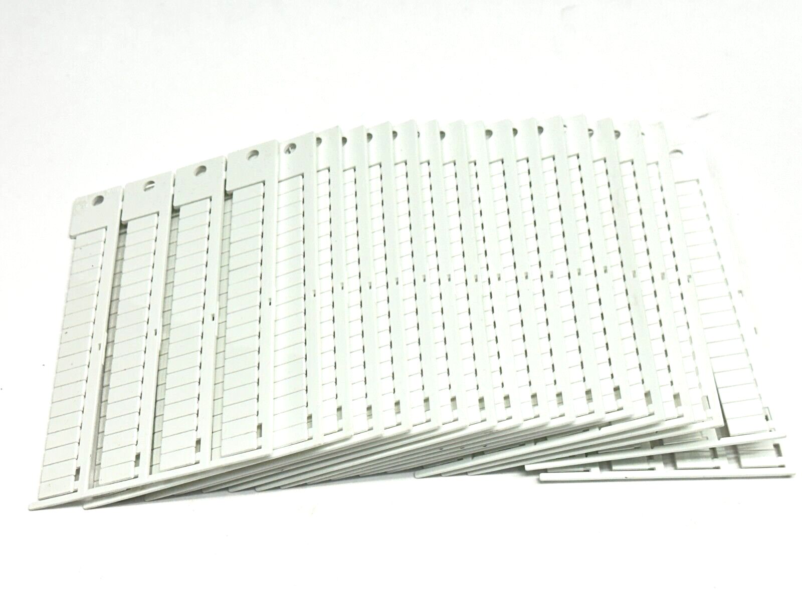 Murrplastik 86402014 Labeling Type KAB 6/12 WIN-Type 112 LOT OF 1296 - Maverick Industrial Sales