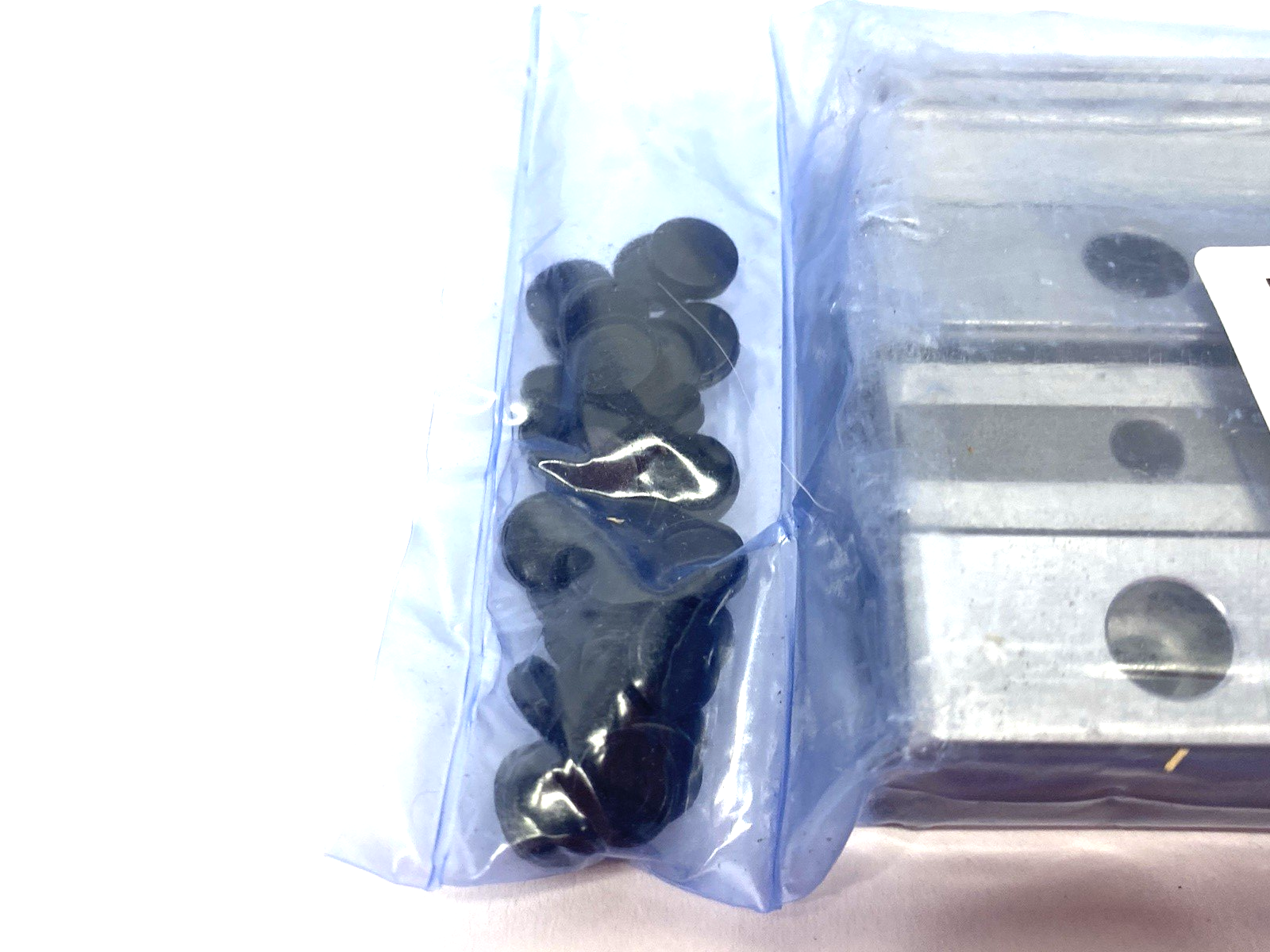 R160580431 | Bosch Rexroth Ball Runner Guide Rail PKG OF 4 w/ Caps - New - Maverick Industrial Sales