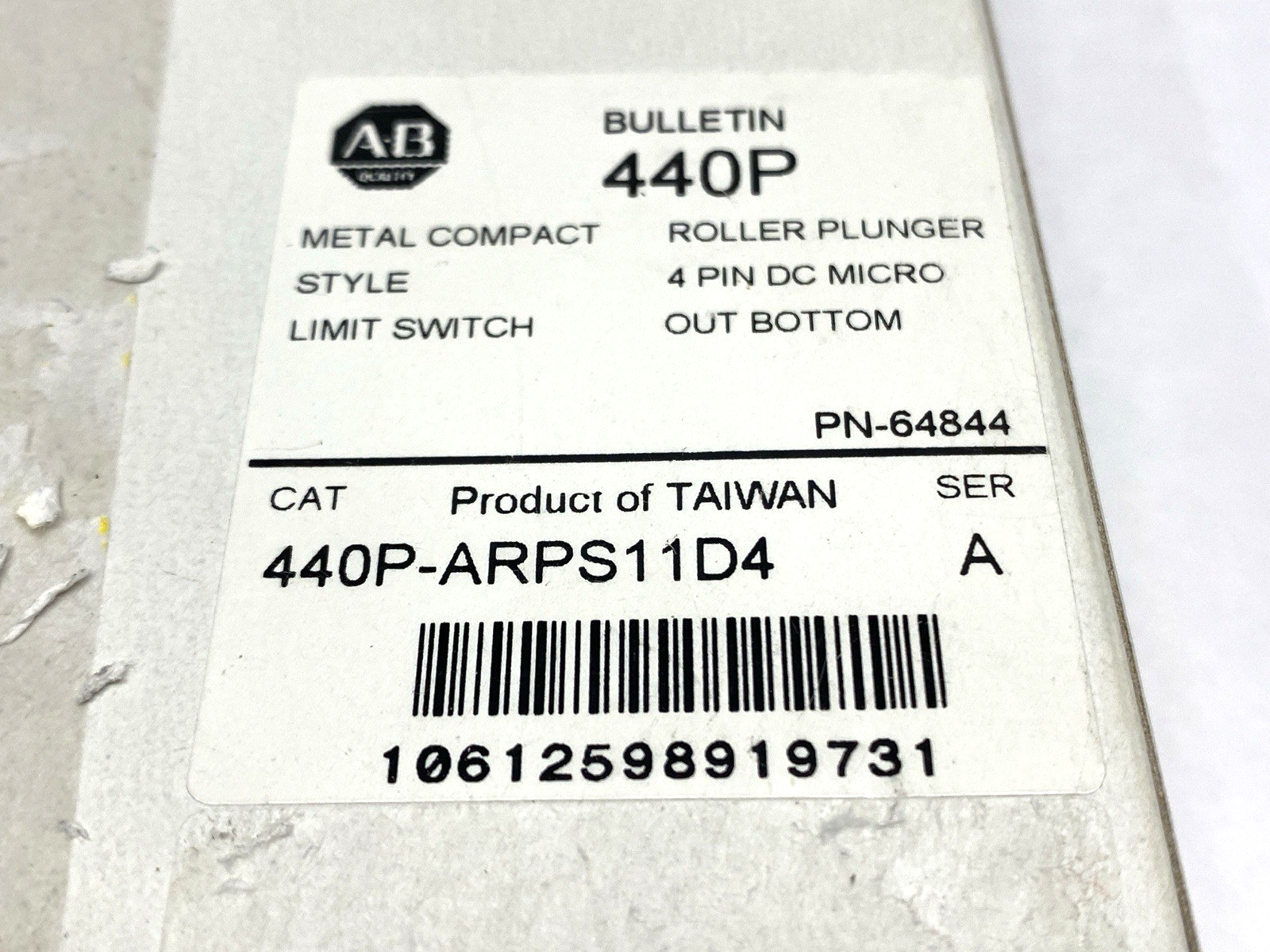 440-ARPS11D4 | Allen Bradley Ser. A Compact Metal Limit Switch 4-Pin - New – Open box - Maverick Industrial Sales