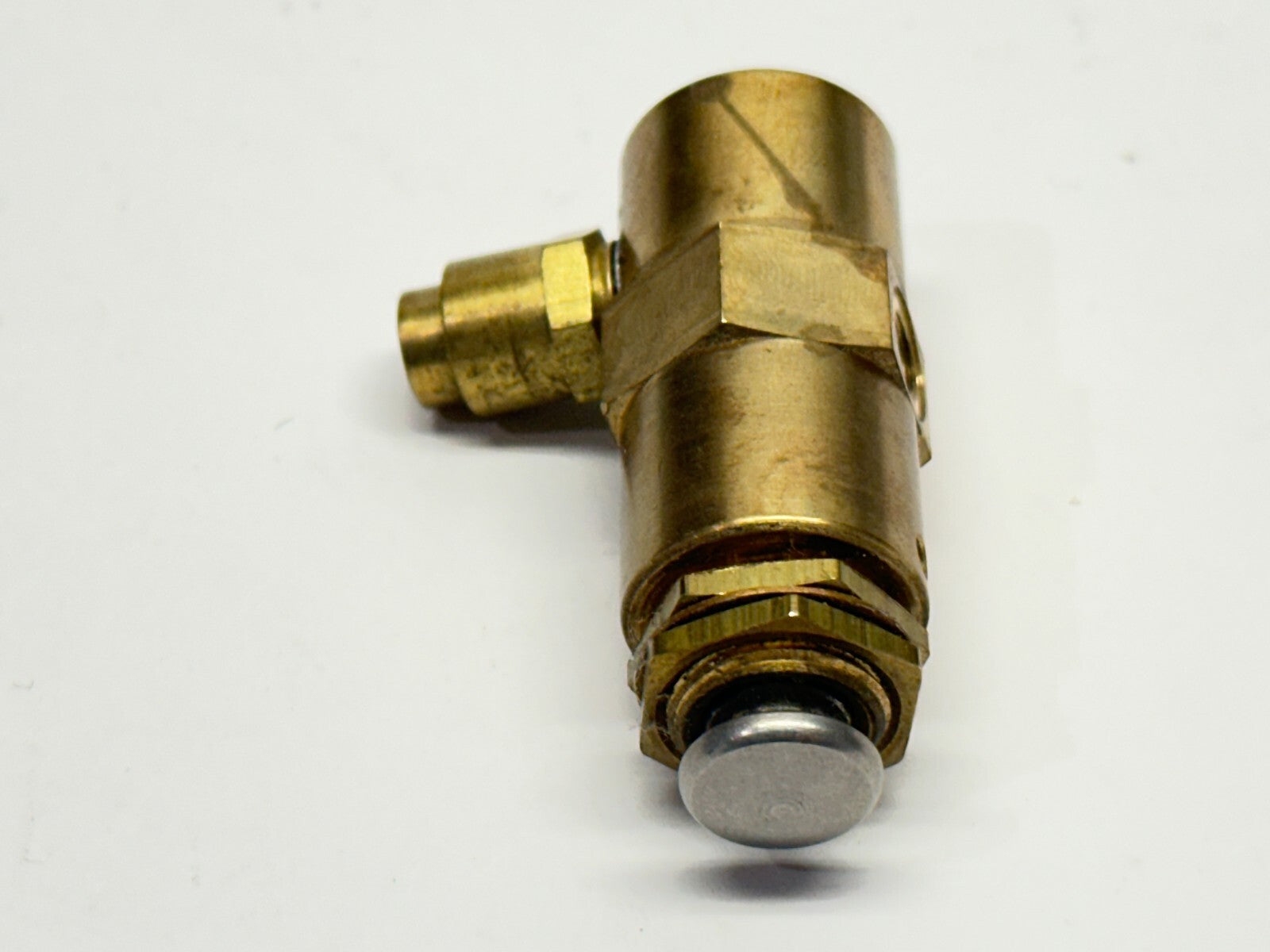 Humphrey 4P TAC Miniature Push Button Valve 2-Position 10-32 UNF - Maverick Industrial Sales