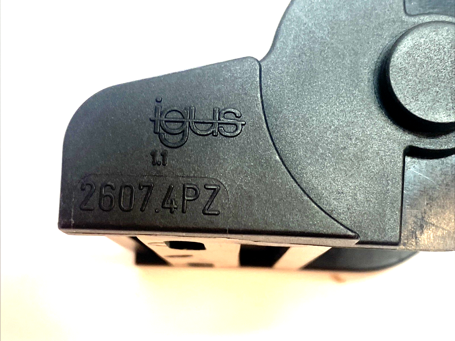 Igus 2607.4PZ E‑Chain Mounting Bracket LOT OF 3 - Maverick Industrial Sales