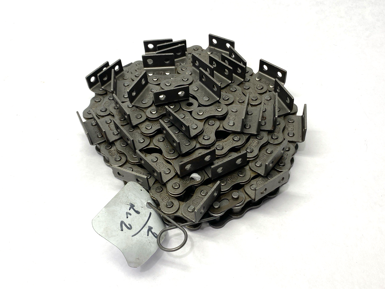 10B-1 | Iwis Roller Chain LOT OF 136 LINKS - New – Open box - Maverick Industrial Sales