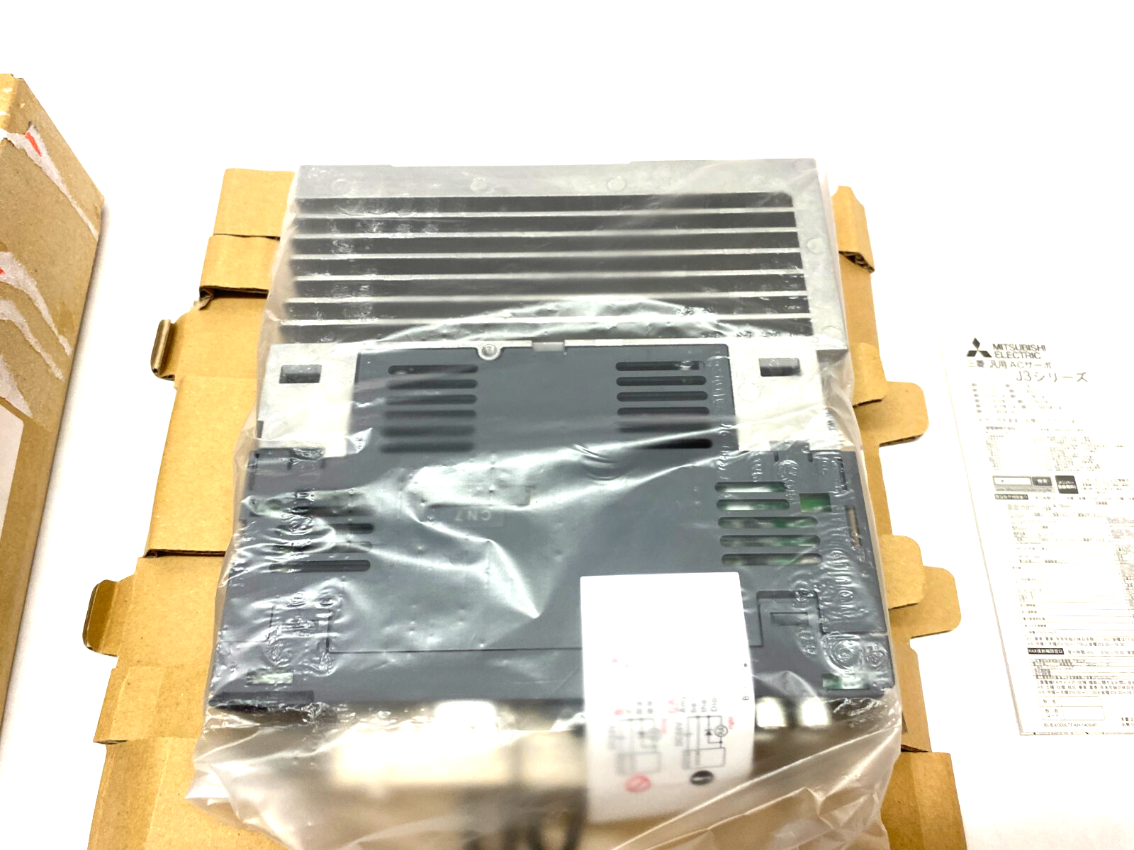 Mitsubishi MR-J3-40B-RJ004U632 Melservo AC Servo Drive/Amplifier 3Ph 200-230V - Maverick Industrial Sales