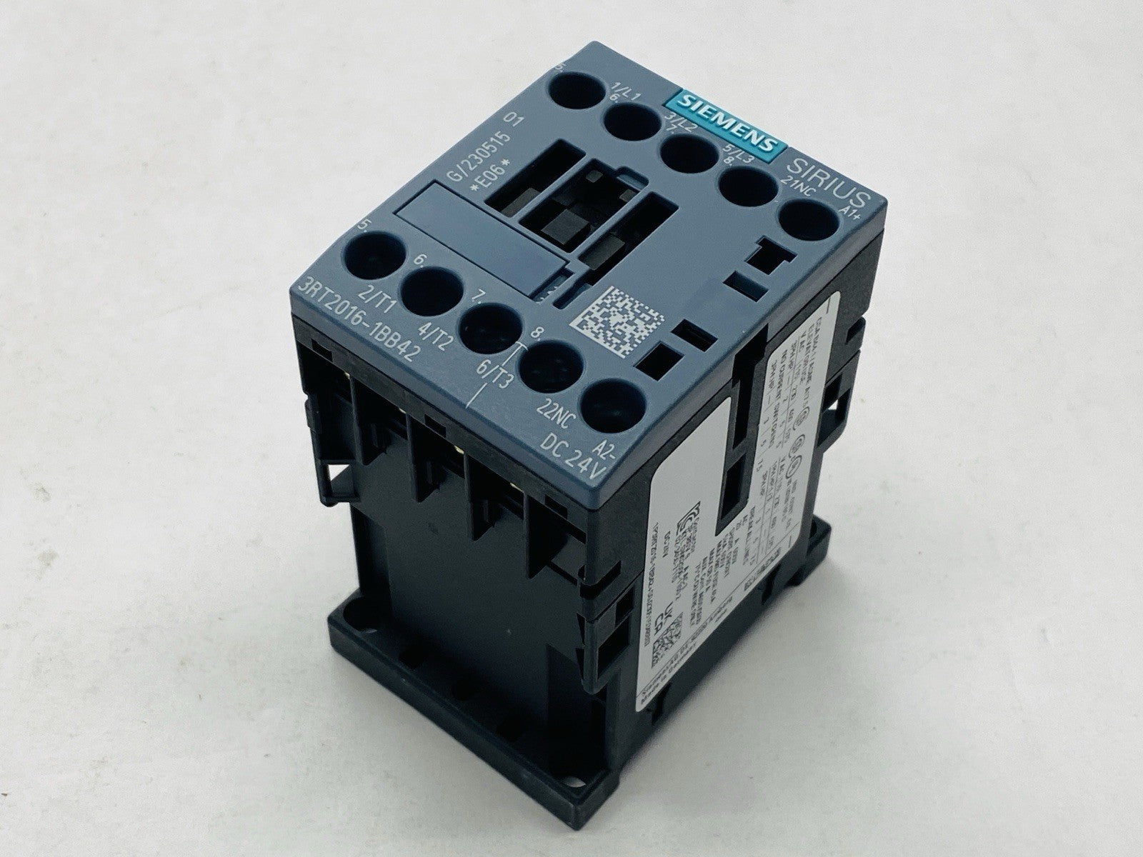 Siemens 3RT2016-1BB42 Power Contactor 3-Pole 9A 4kW 400V 24VDC - Maverick Industrial Sales