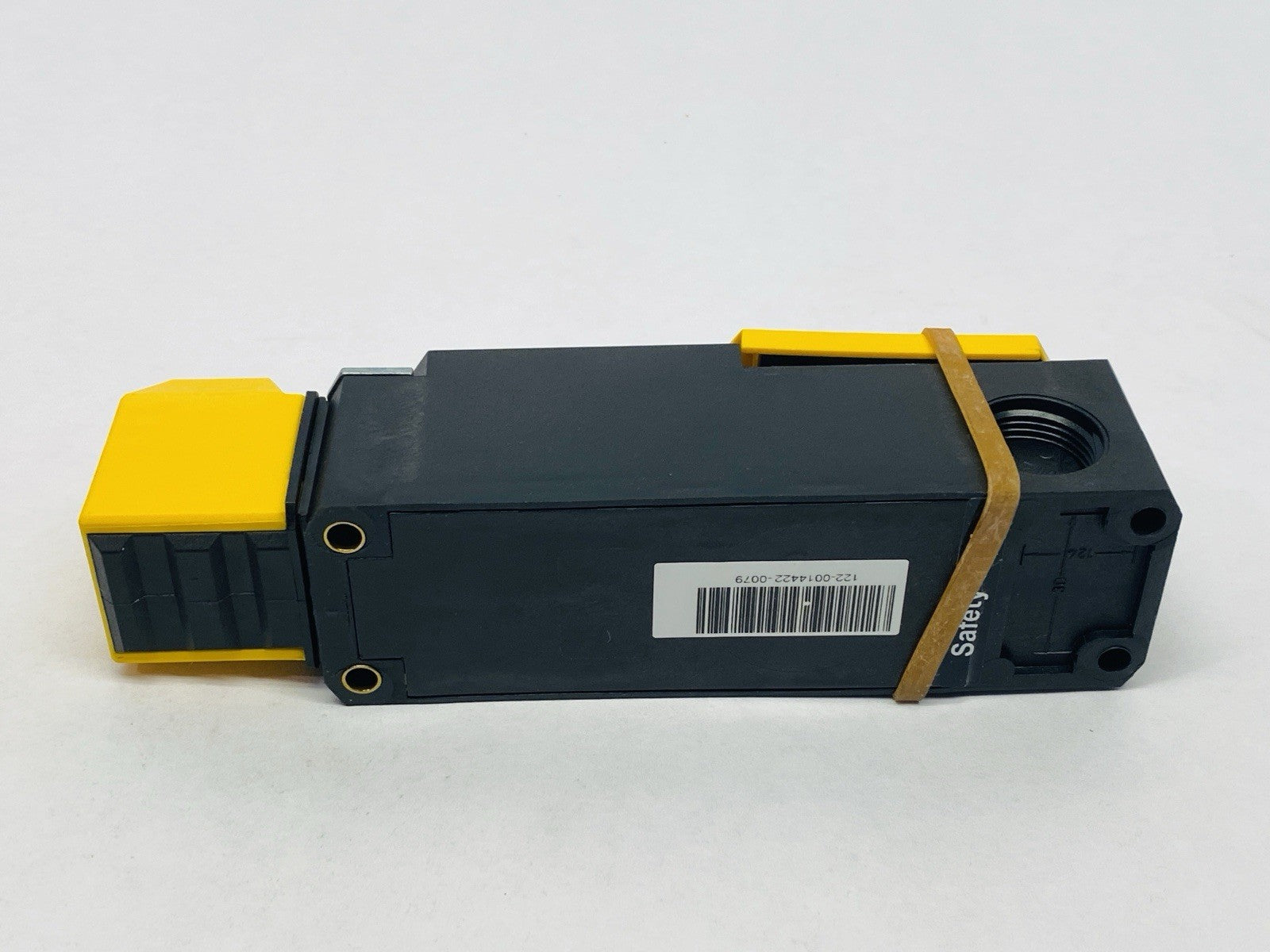 Pilz PSEN me1M/1AS Safety Gate System w/ Mechanical Lock 570004 - Maverick Industrial Sales