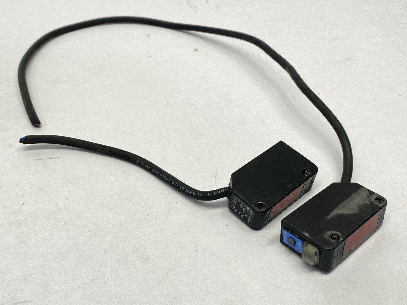 PZ-V11 | Keyence Photoelectric Sensor Square Reflective LOT OF 2 CUT CORDS - Used - Maverick Industrial Sales